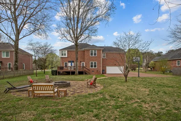 $699,900 | 465 Harpeth Meadows Drive, Kingston Springs, TN 37082