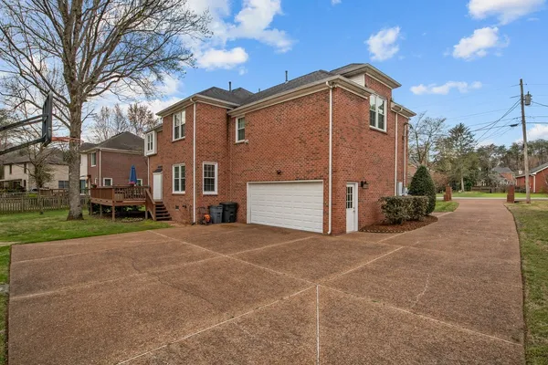 $699,900 | 465 Harpeth Meadows Drive, Kingston Springs, TN 37082