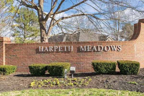 $699,900 | 465 Harpeth Meadows Drive, Kingston Springs, TN 37082
