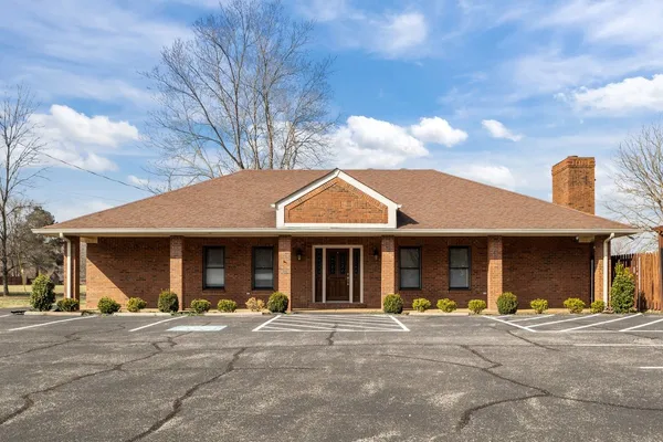 $699,900 | 465 Harpeth Meadows Drive, Kingston Springs, TN 37082