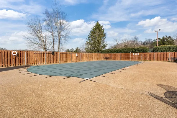 $699,900 | 465 Harpeth Meadows Drive, Kingston Springs, TN 37082