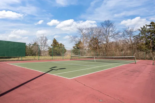 $699,900 | 465 Harpeth Meadows Drive, Kingston Springs, TN 37082