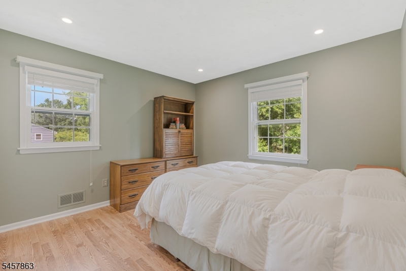 258 Dutch Farm Road Bridgewater, NJ 08807 - Photo 29 of 38 Gallery Image 29