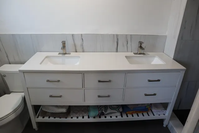 a view of a house with pool and a yard