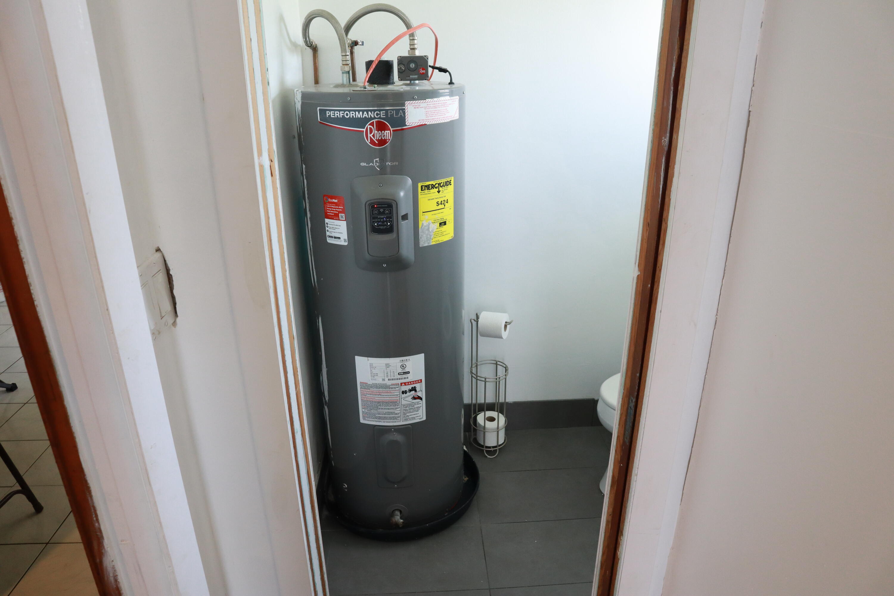 360 Kismet Avenue Pahokee, FL 33476 - Photo 7 of 100 IMG_6948