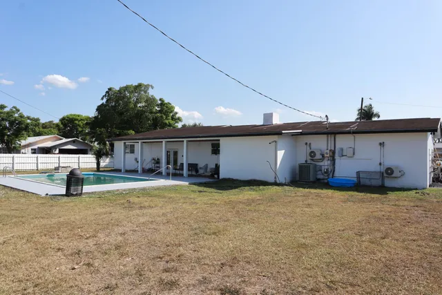 $470,000 | 360 Kismet Avenue, Pahokee, FL 33476