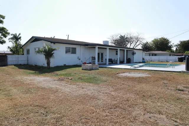 $470,000 | 360 Kismet Avenue, Pahokee, FL 33476