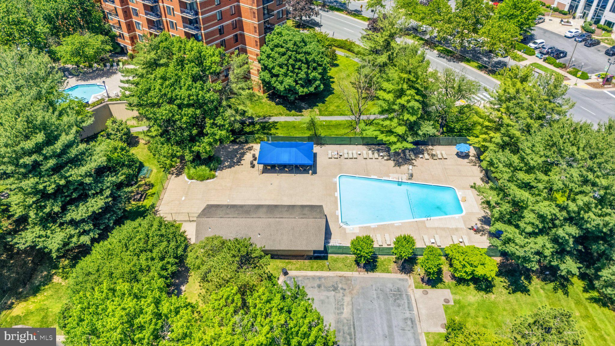 9701 Fields Road, Unit 1008 Gaithersburg, MD 20878 - Photo 25 of 26 Gallery Image 25