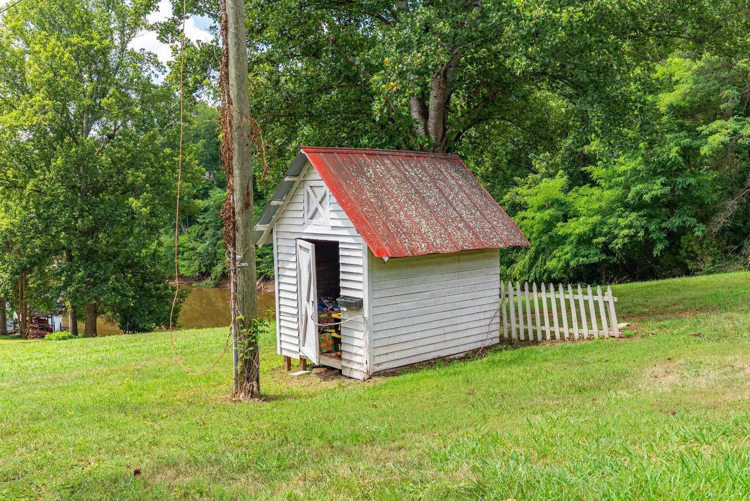 1014 Tall Tree Road Wirtz, VA 24184 - Photo 20 of 25