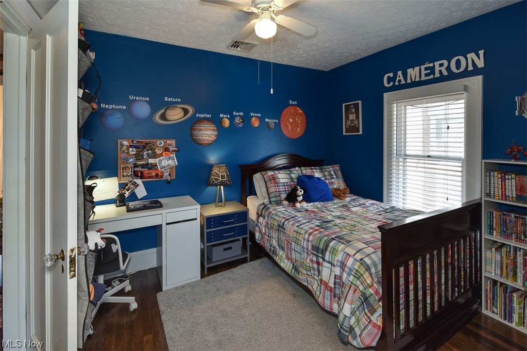2607 Kingston Road Cleveland, OH 44118 - Photo 26 of 35