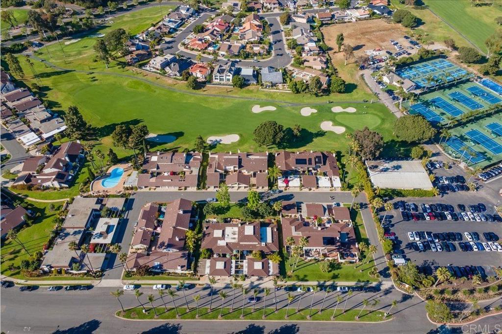 223 Via Osuna Rancho Santa Fe, CA 92091 - Photo 9 of 34