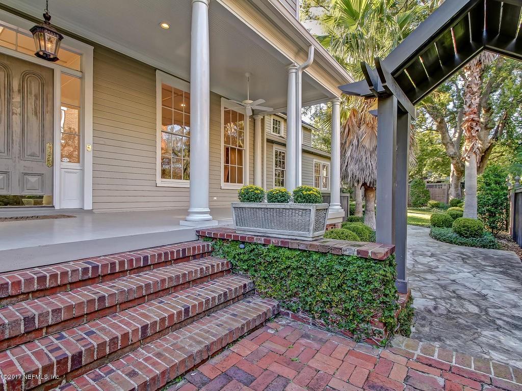 2959 Riverside Avenue Jacksonville, FL 32205 - Photo 4 of 48 Entry stairs