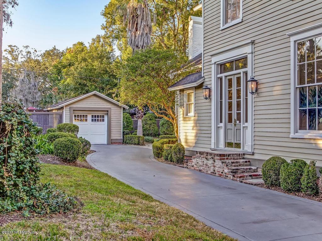 2959 Riverside Avenue Jacksonville, FL 32205 - Photo 46 of 48 Side entry and garage