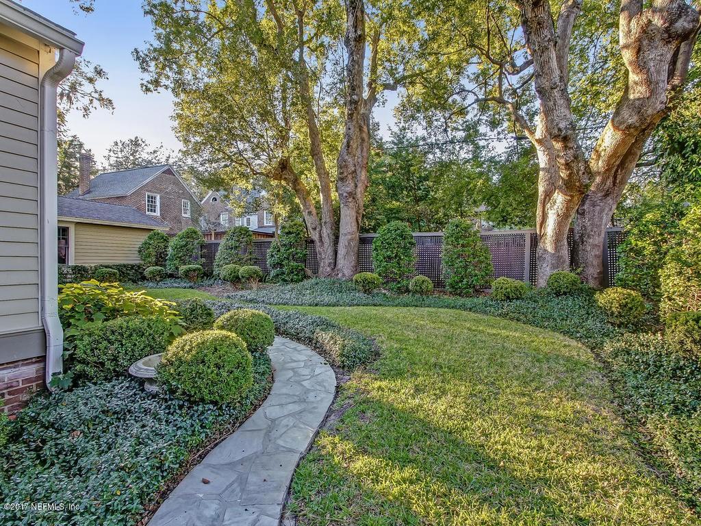 2959 Riverside Avenue Jacksonville, FL 32205 - Photo 5 of 48 Backyard 2