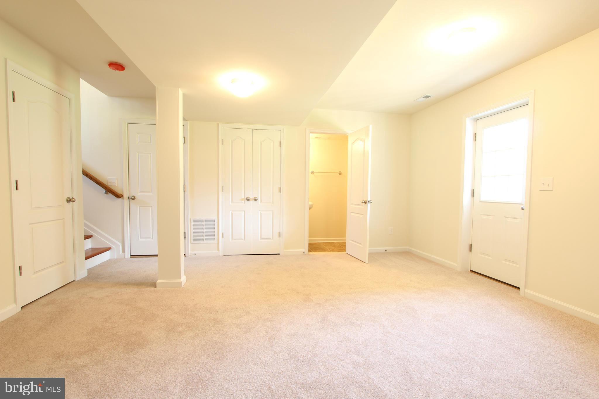 334 Lots Road Stevensville, MD 21666 - Photo 19 of 24 Family Room