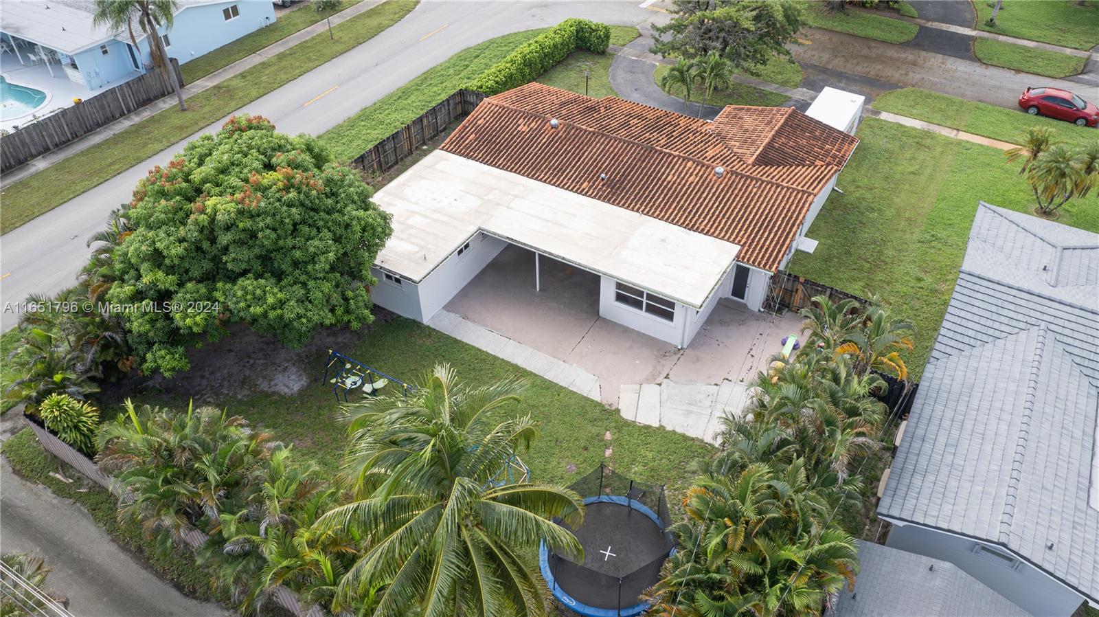 4601 Jackson Street Hollywood, FL 33021 - Photo 27 of 33