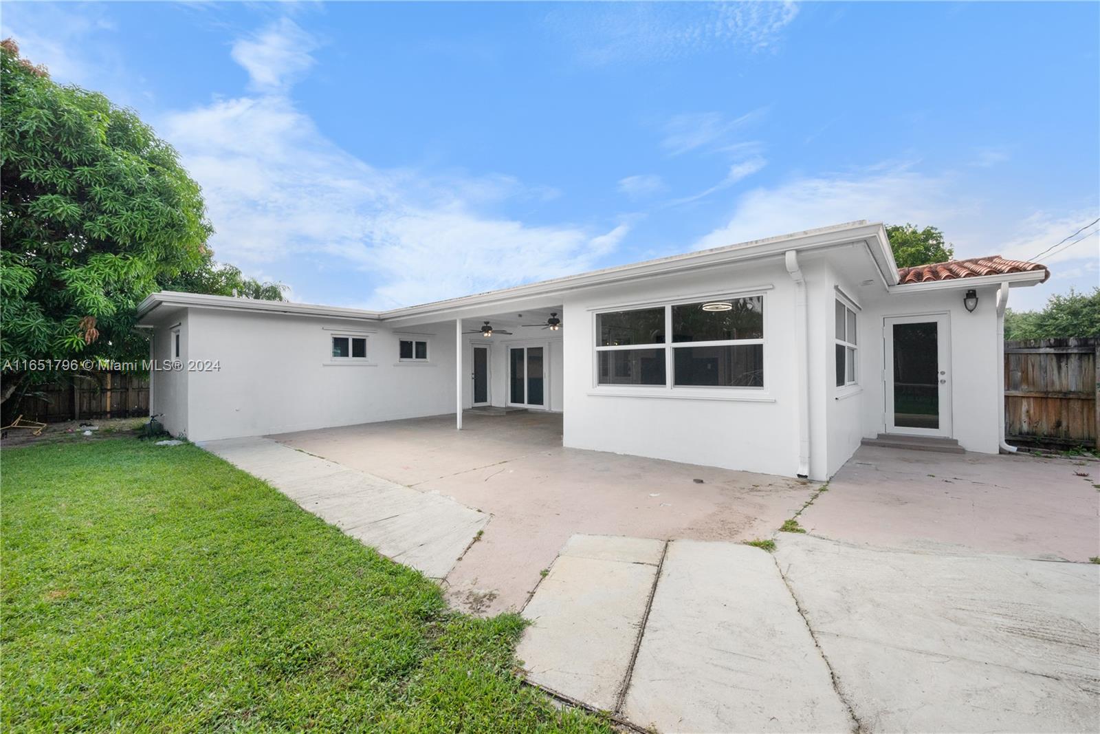 4601 Jackson Street Hollywood, FL 33021 - Photo 30 of 33