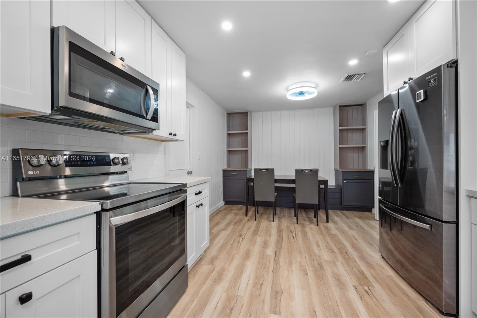 4601 Jackson Street Hollywood, FL 33021 - Photo 6 of 33