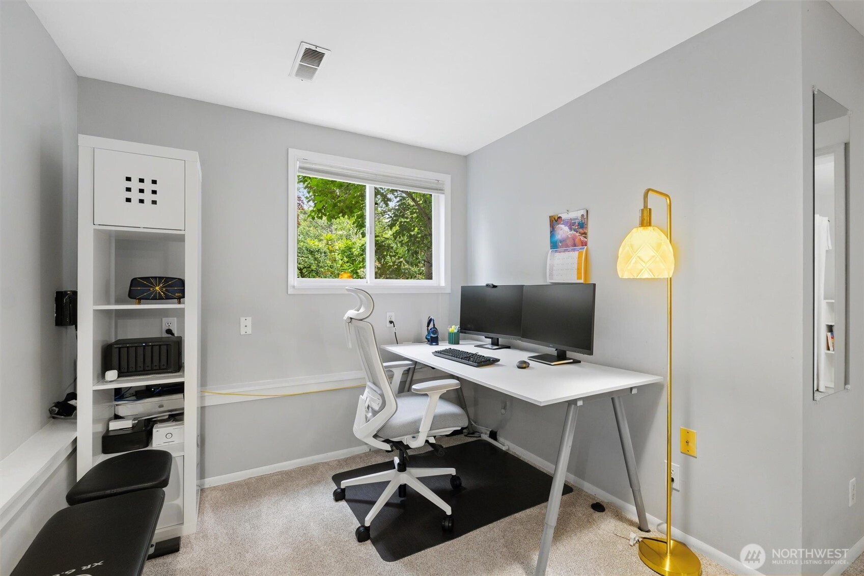 3238 Walnut Avenue Southwest Seattle, WA 98116 - Photo 23 of 40