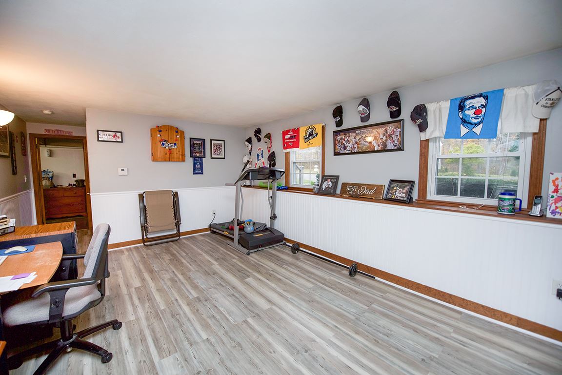 7 Rustic Lane Plaistow, NH 03865 - Photo 27 of 33 Gallery Image 27