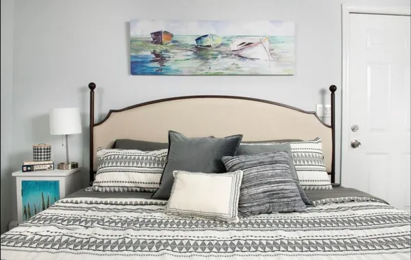 $2,200 | 38 Hilltop Avenue, Unit COTTAGE, Middletown, RI 02842