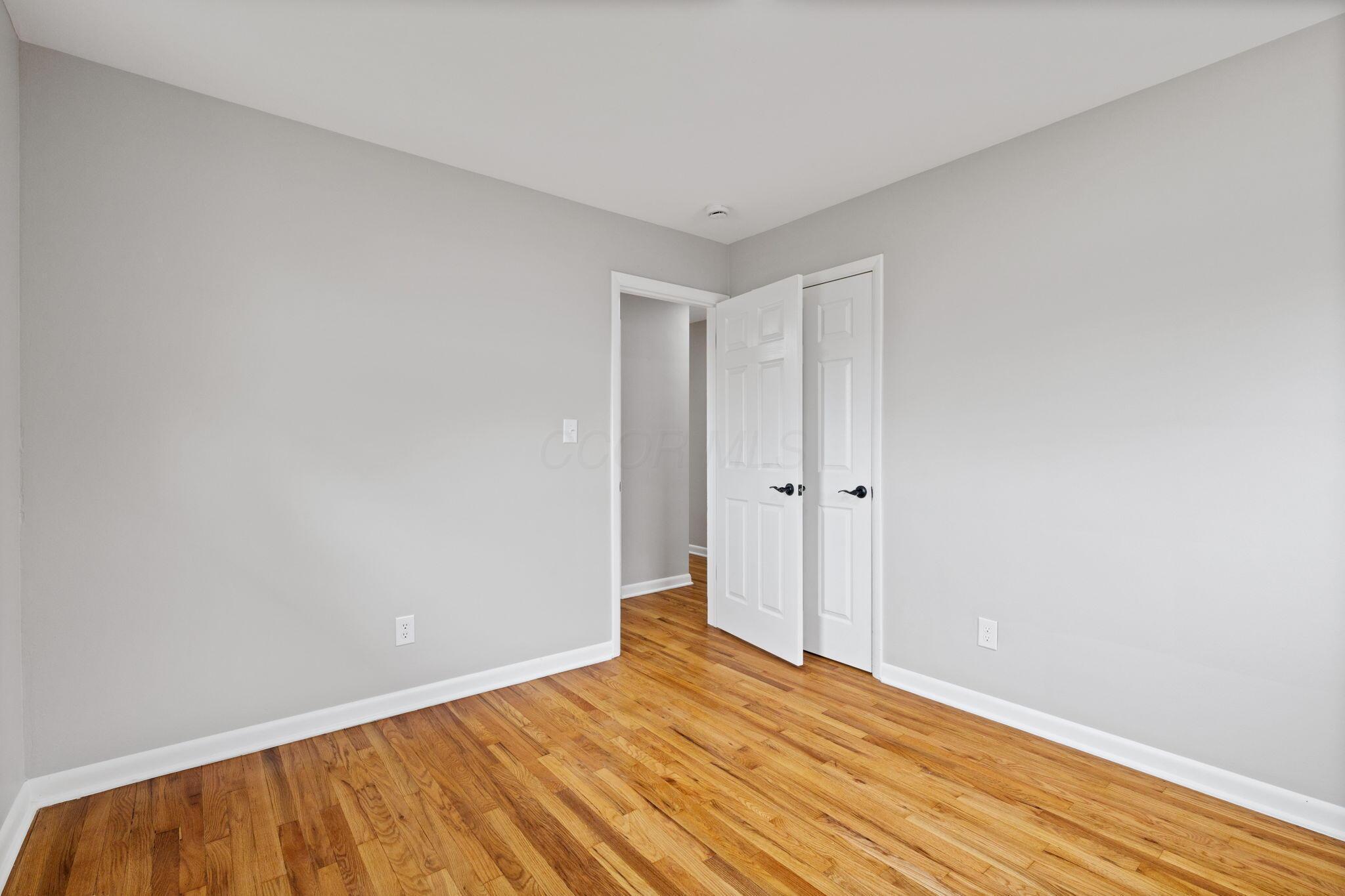 3283 Eakin Road Columbus, OH 43204 - Photo 11 of 17 2025-3-25 3283 Eakin Rd 042