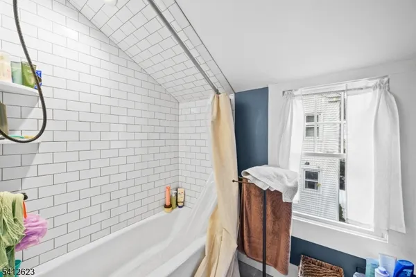 $4,000 | 92 Myrtle Avenue, Cedar Grove, NJ 07009