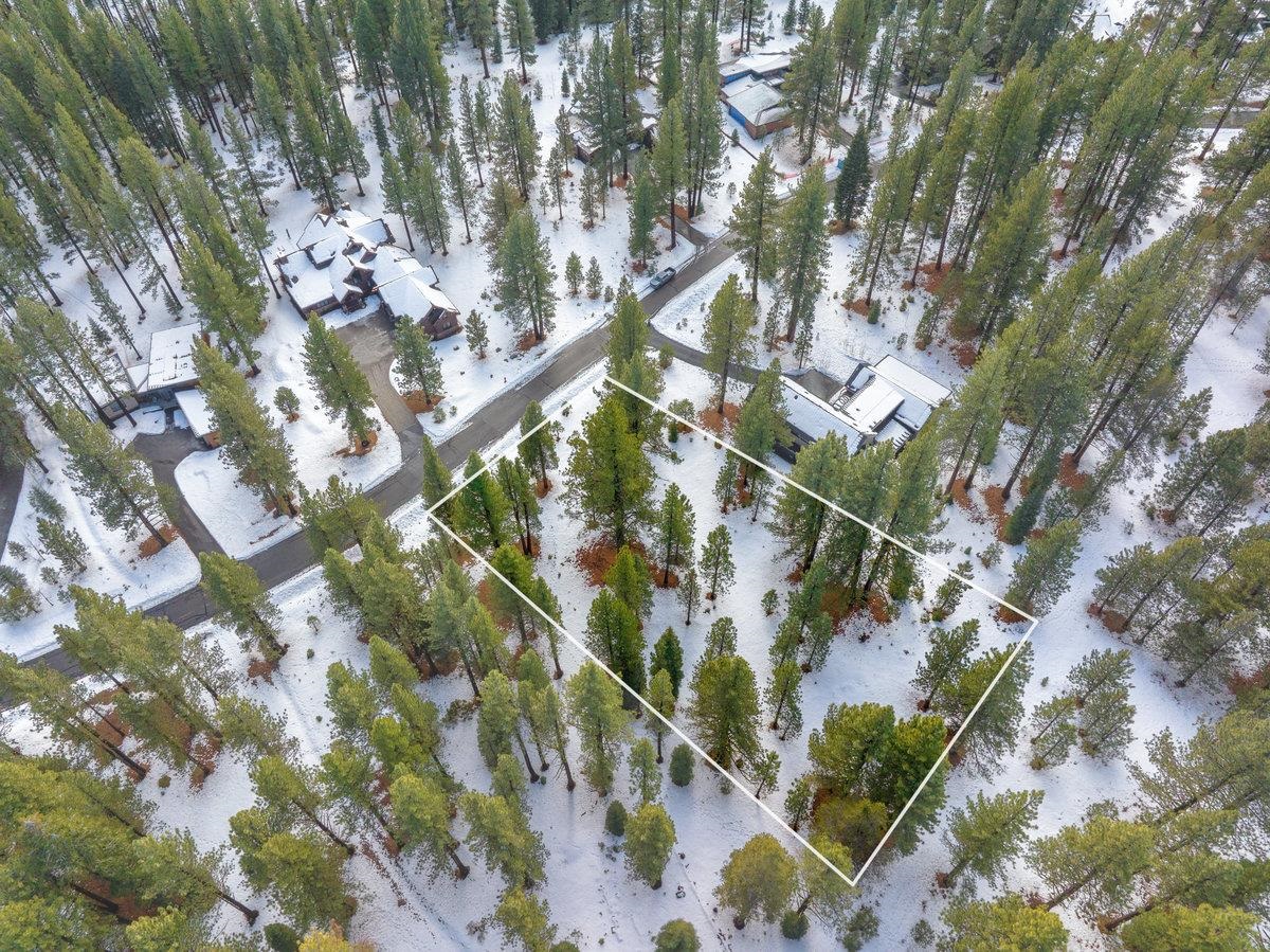 12528 Granite Drive Truckee, CA 96161 - Photo 4 of 9