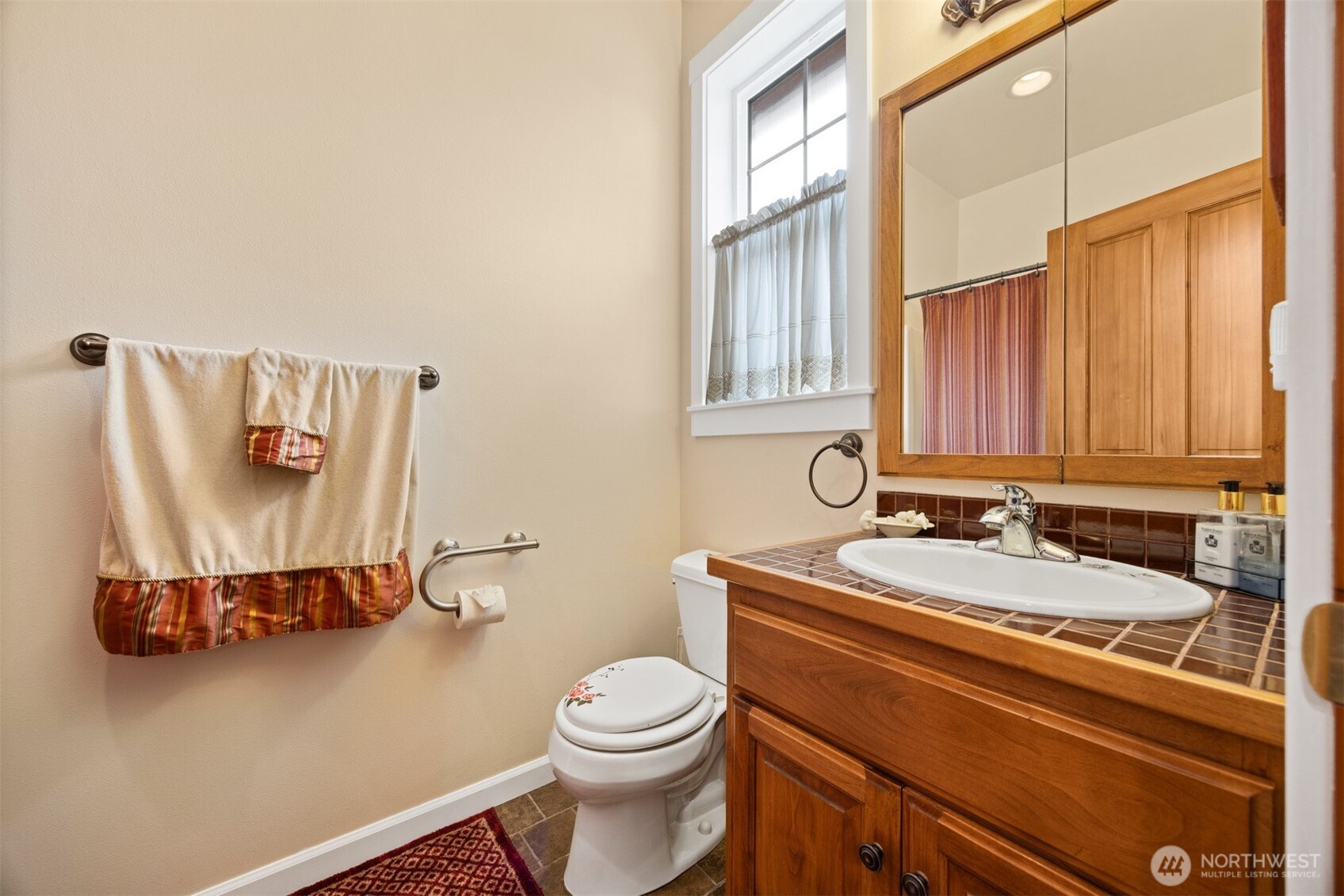 7630 Bear Ridge Way Maple Falls, WA 98266 - Photo 13 of 40 Gallery Image 13