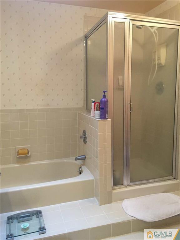 4103 Springbrook Drive Edison, NJ 08820 - Photo 14 of 17 Gallery Image 14