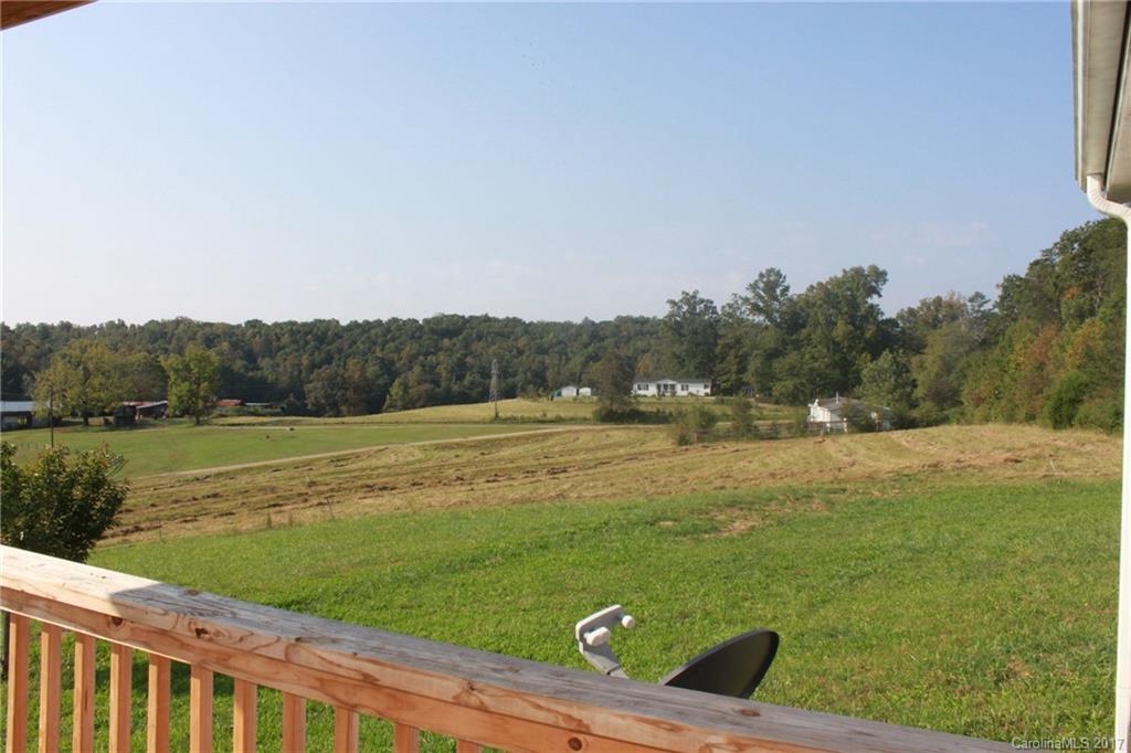 327 Silvers Lake Road Rutherfordton, NC 28139 - Photo 5 of 24