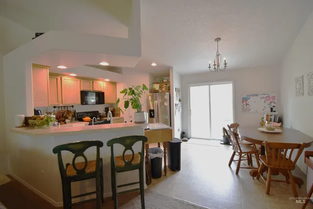 $2,150 | 2707 Colfax Drive, Caldwell, ID 83607