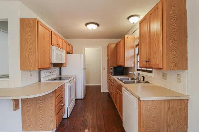 $220,000 | 2215 South Lori Lane, Wichita, KS 67207