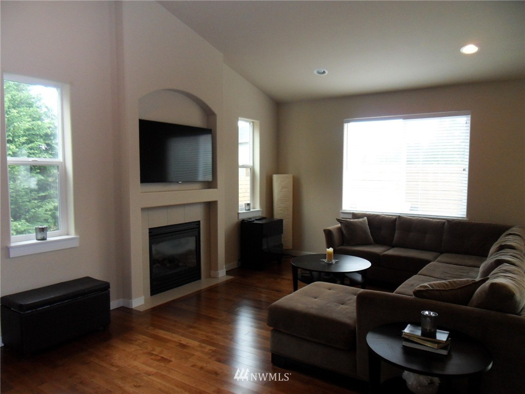 2 212th Street Southwest Bothell, WA 98021 - Photo 4 of 20