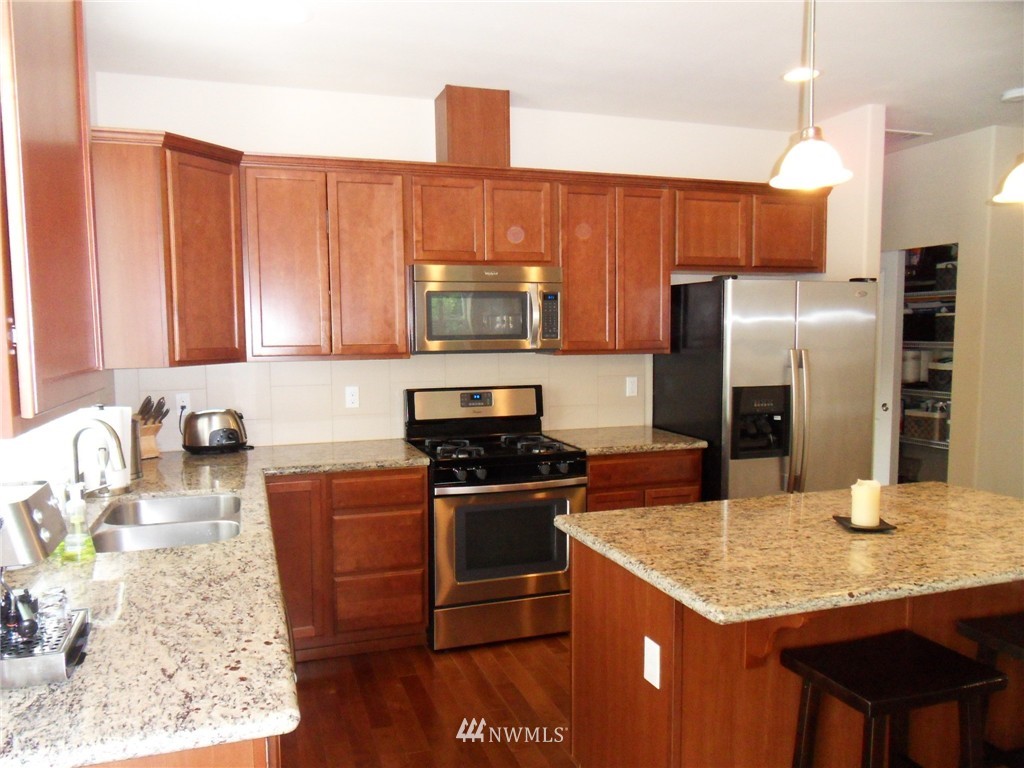 2 212th Street Southwest Bothell, WA 98021 - Photo 7 of 20