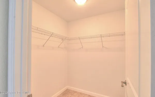 a view of a garage room