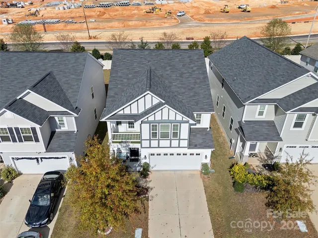 a picture of city view with houses