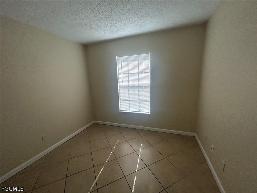 1002 Jolly Road North Fort Myers, FL 33903 - Photo 13 of 20 Gallery Image 13