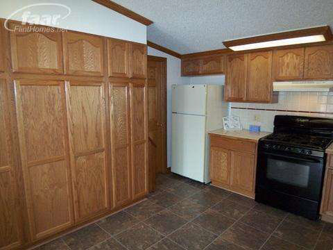2900 South Meridian Road Ovid, MI 48866 - Photo 7 of 24 20363608-6.JPG