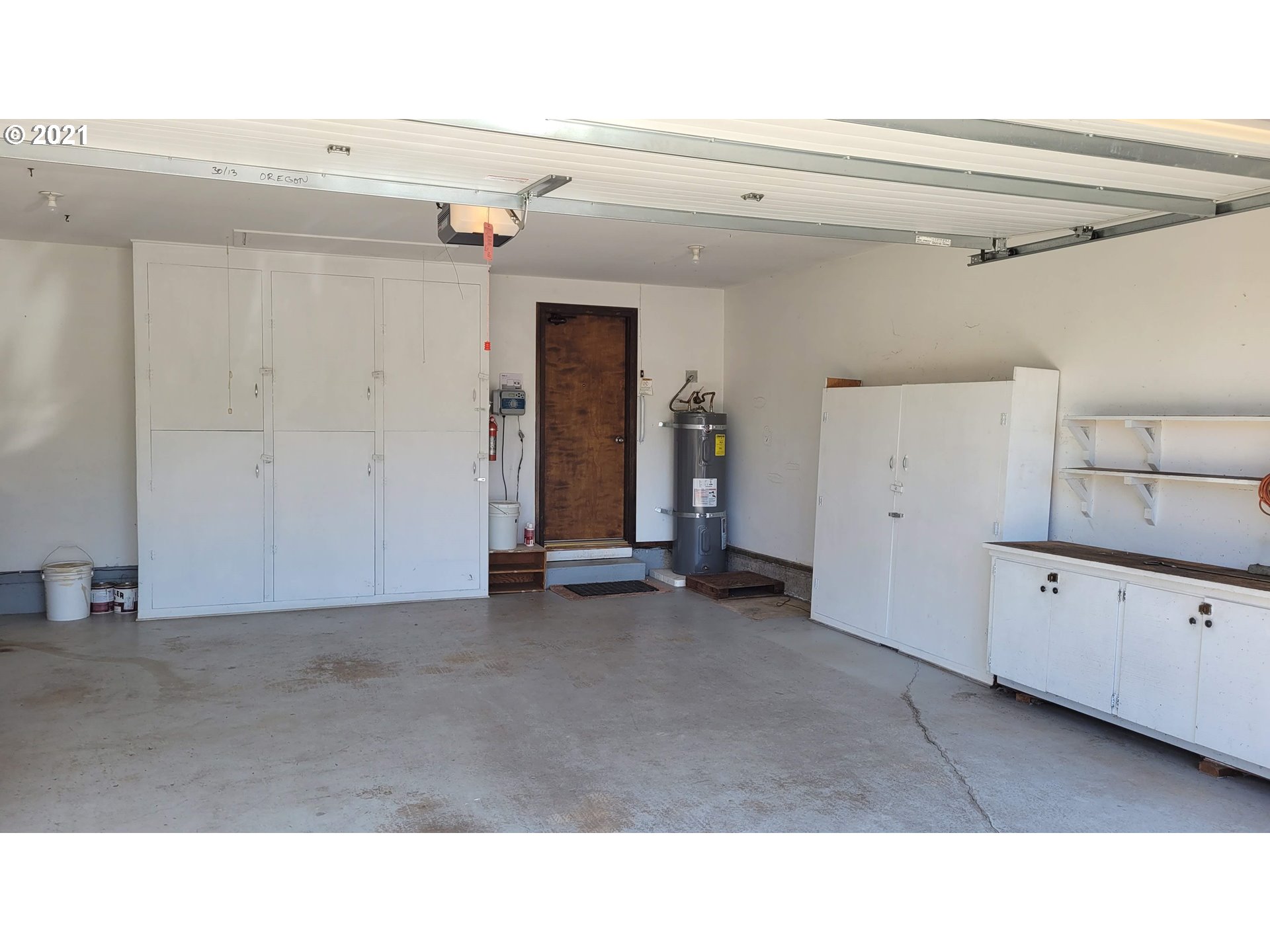 2275 South Bertelsen Road Eugene, OR 97405 - Photo 11 of 30 Gallery Image 11