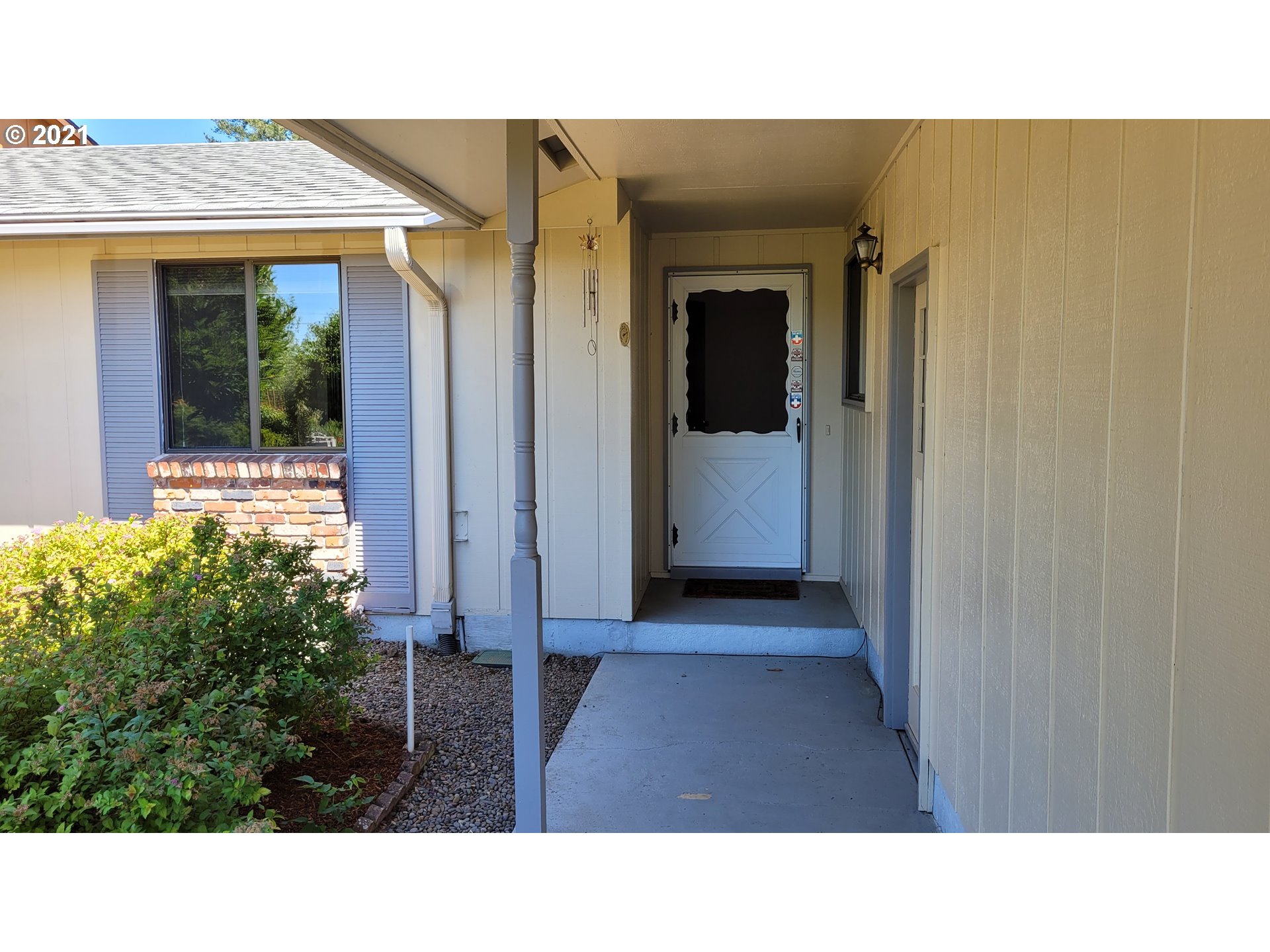 2275 South Bertelsen Road Eugene, OR 97405 - Photo 22 of 30 Gallery Image 22