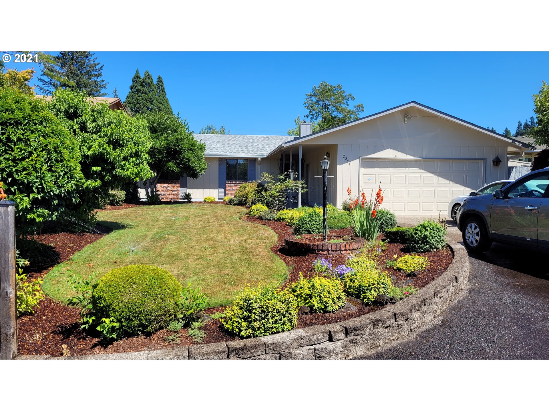 2275 South Bertelsen Road Eugene, OR 97405 - Photo 27 of 30 Gallery Image 27