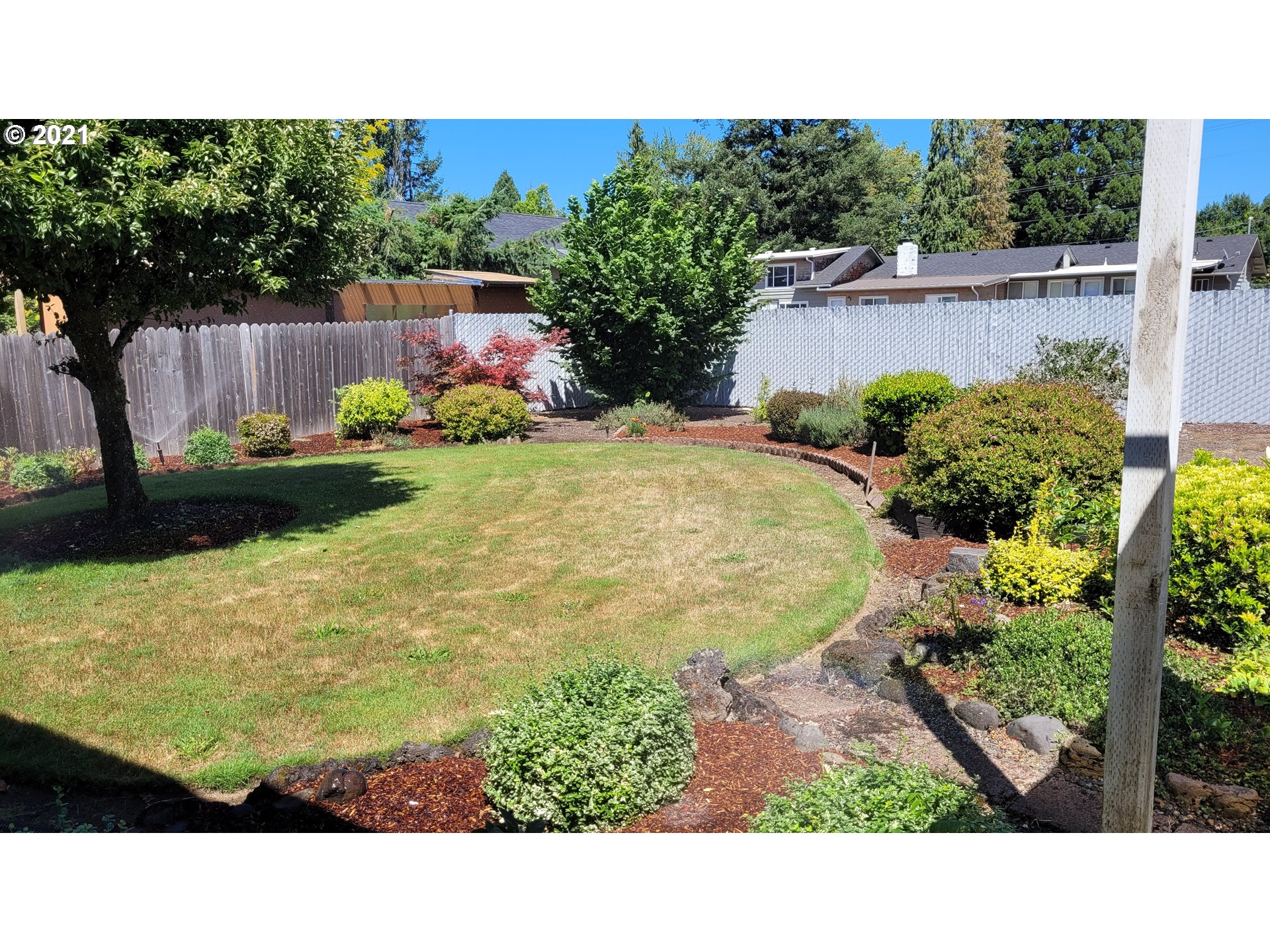 2275 South Bertelsen Road Eugene, OR 97405 - Photo 28 of 30 Gallery Image 28