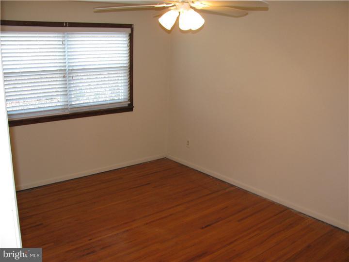 12462 Balston Road Philadelphia, PA 19154 - Photo 10 of 22 Bedroom 2