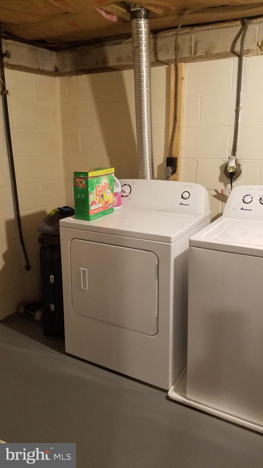 3163 Jeffland Road Baltimore, MD 21244 - Photo 22 of 25 Washer/dryer included