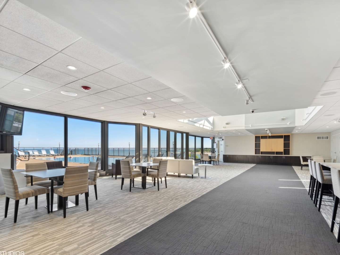 6007 North Sheridan Road, Unit 31F Chicago, IL 60660 - Photo 29 of 43