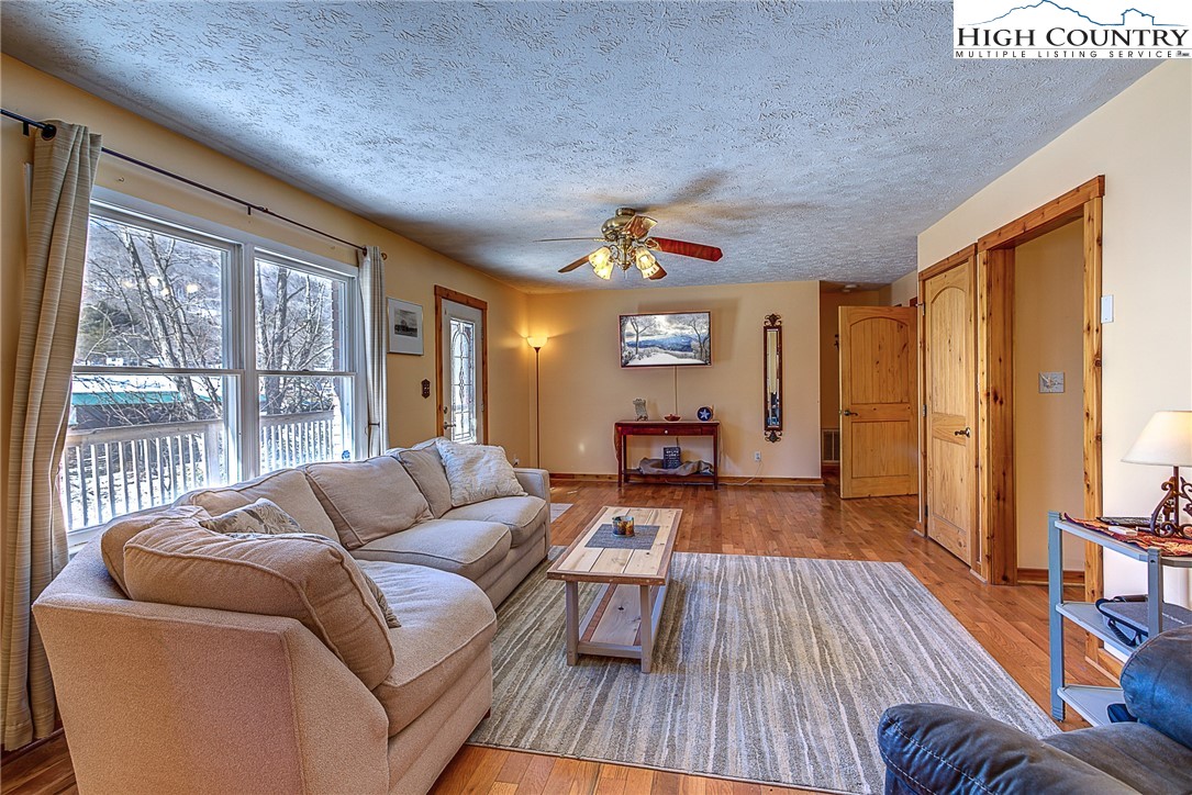 1178 Chestnut Grove Road Boone, NC 28607 - Photo 12 of 32
