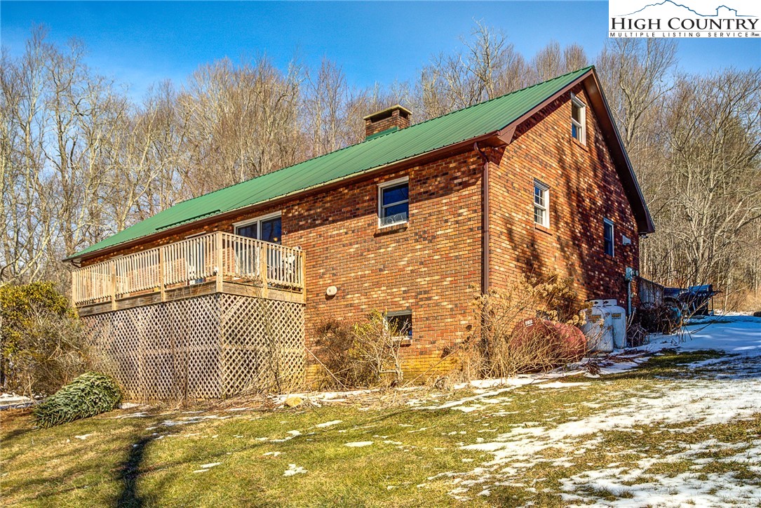 1178 Chestnut Grove Road Boone, NC 28607 - Photo 2 of 32