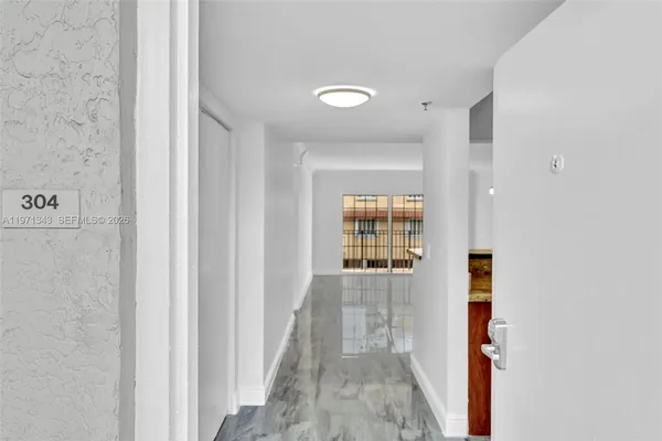 $3,500 | 8900 Collins Avenue, Unit 304, Surfside, FL 33154