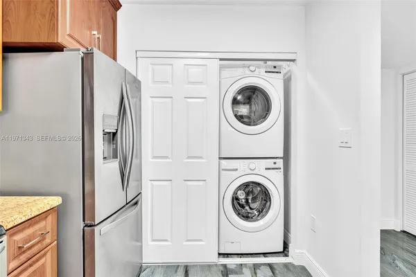 $3,500 | 8900 Collins Avenue, Unit 304, Surfside, FL 33154